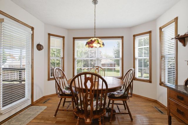 1611 E Barnes Street, Ozark, MO 65721