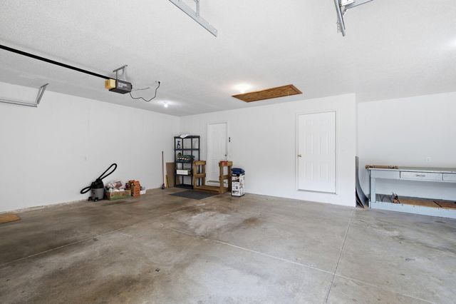 1611 E Barnes Street, Ozark, MO 65721