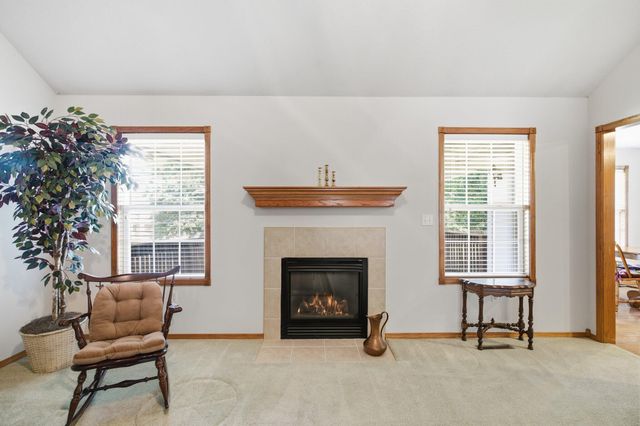 1611 E Barnes Street, Ozark, MO 65721