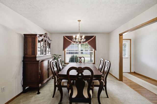 1611 E Barnes Street, Ozark, MO 65721