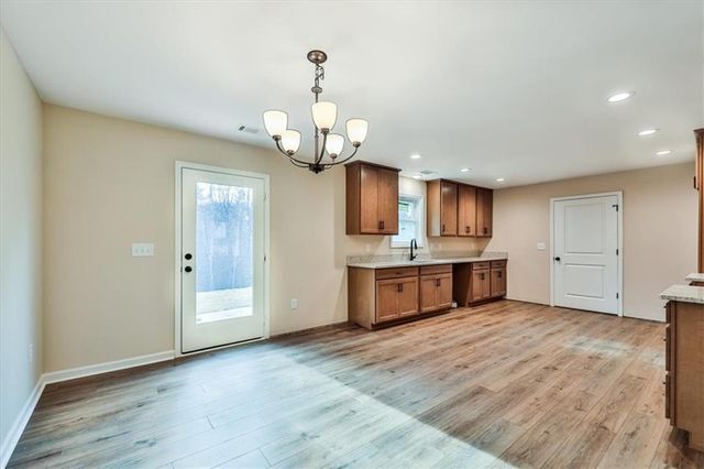 326 WHITE CREEK Loop, Rockmart, GA 30153