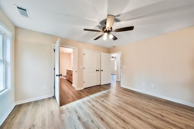 326 WHITE CREEK Loop, Rockmart, GA 30153