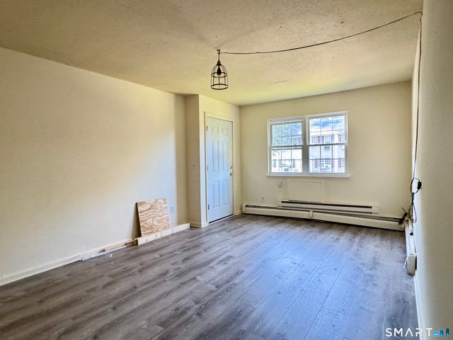 81 Angel Drive A, Waterbury, CT 06708