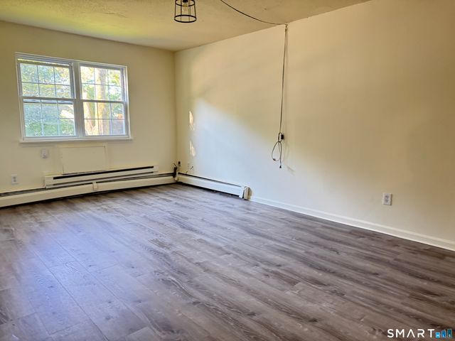 81 Angel Drive A, Waterbury, CT 06708