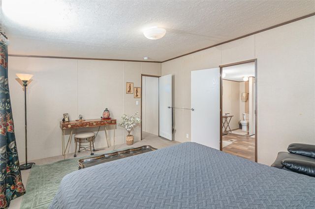 2105 Fm 1104, Kingsbury, TX 78638