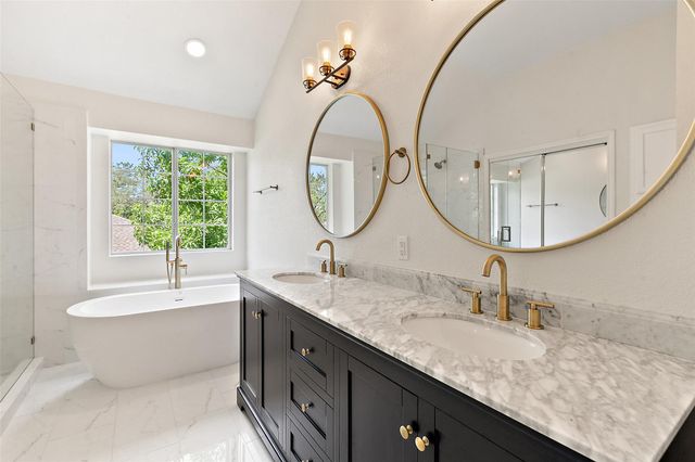 3811 Standfield CT, Austin, TX 78732