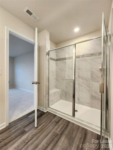 12736 Wandering Brook Drive, Charlotte, NC 28273