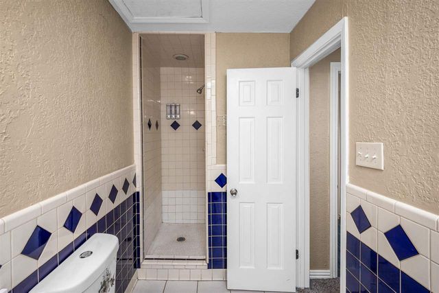 2202 NW 36th St, Lawton, OK 73505