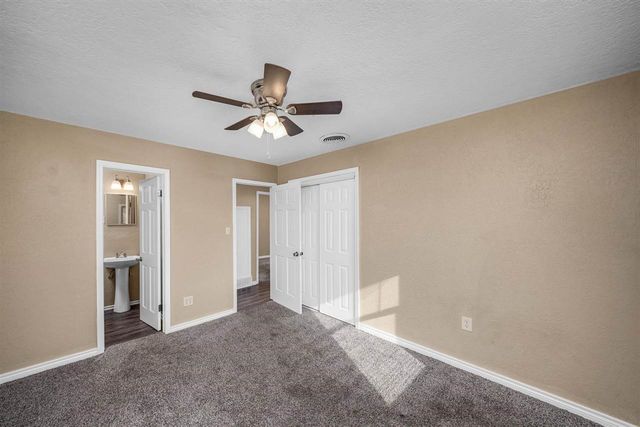 2202 NW 36th St, Lawton, OK 73505