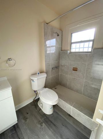 1011 SW 5th St 2, Miami, FL 33130