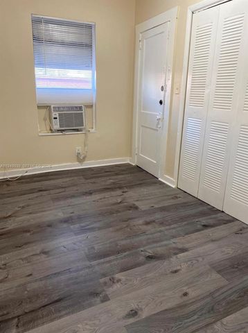 1011 SW 5th St 2, Miami, FL 33130