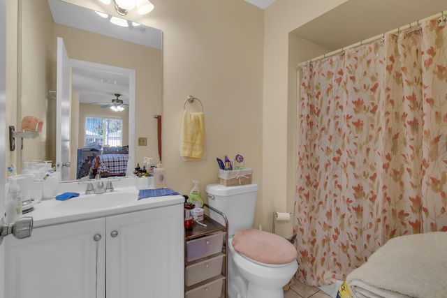 5617 Blue Shadows Court 4, Orlando, FL 32811
