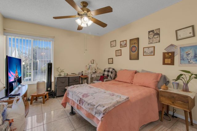 5617 Blue Shadows Court 4, Orlando, FL 32811