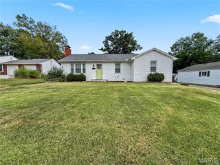 404 N Library Street, Waterloo, IL 62298