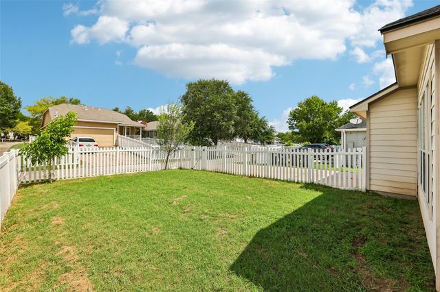 201 Skinner, Kyle, TX 78640