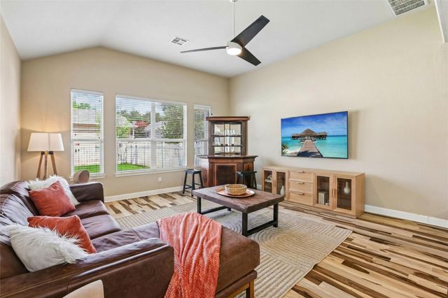201 Skinner, Kyle, TX 78640