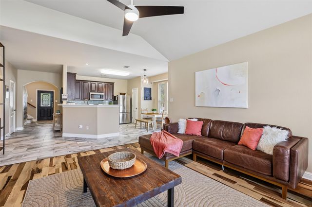 201 Skinner, Kyle, TX 78640