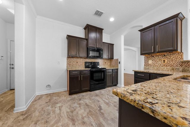6011 Enchantment, San Antonio, TX 78218