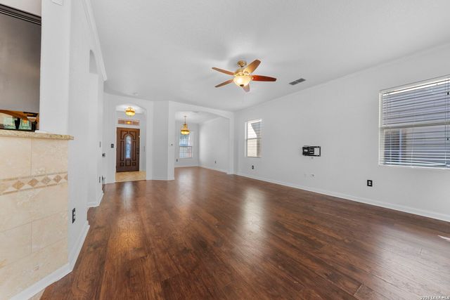 6011 Enchantment, San Antonio, TX 78218