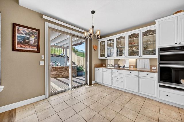 343 Carpenter Hill Rd, Folsom, CA 95630