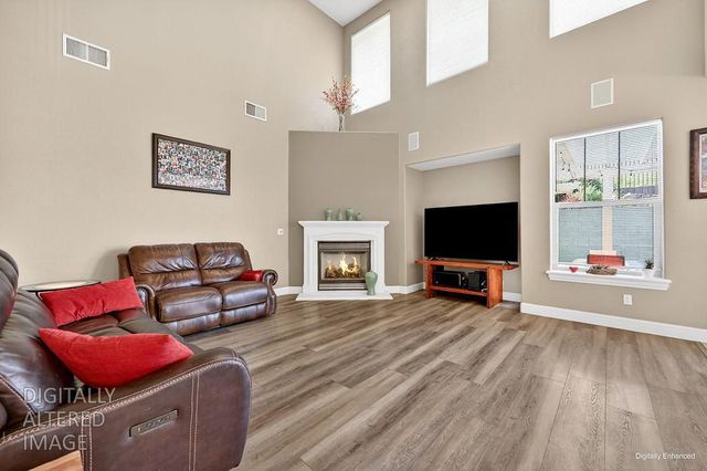 343 Carpenter Hill Rd, Folsom, CA 95630