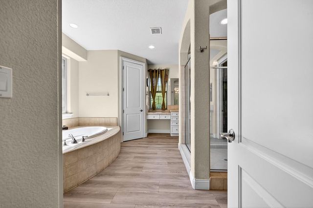 343 Carpenter Hill Rd, Folsom, CA 95630