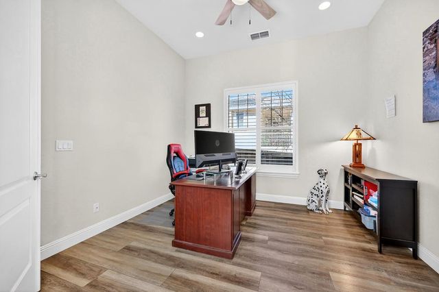 343 Carpenter Hill Rd, Folsom, CA 95630