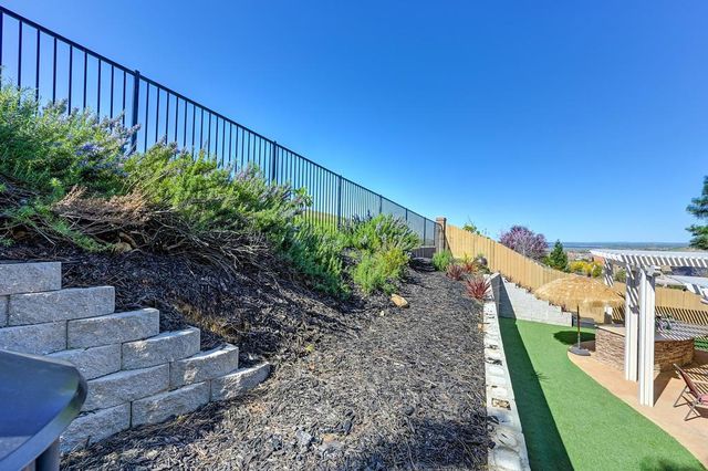 343 Carpenter Hill Rd, Folsom, CA 95630