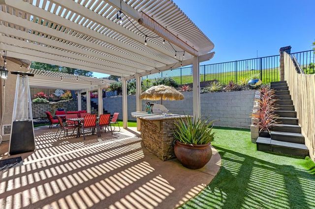 343 Carpenter Hill Rd, Folsom, CA 95630