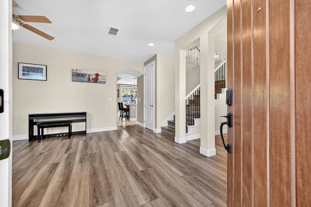 343 Carpenter Hill Rd, Folsom, CA 95630