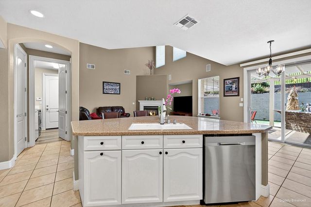 343 Carpenter Hill Rd, Folsom, CA 95630