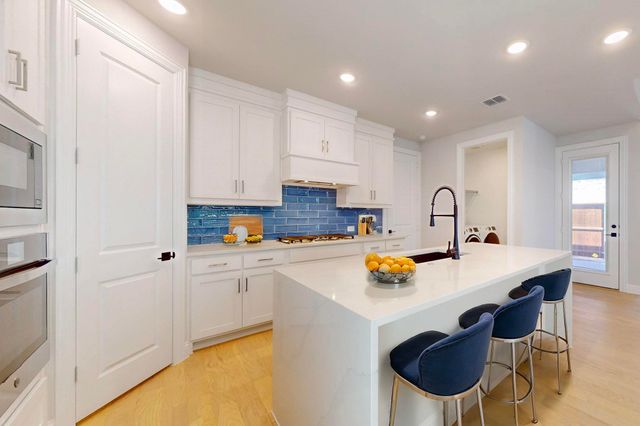 2212 Fairwater Mews, Rowlett, TX 75088