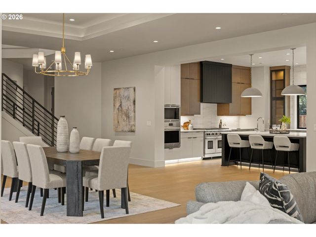 3537 LAKE GROVE Ave, Lake Oswego, OR 97035