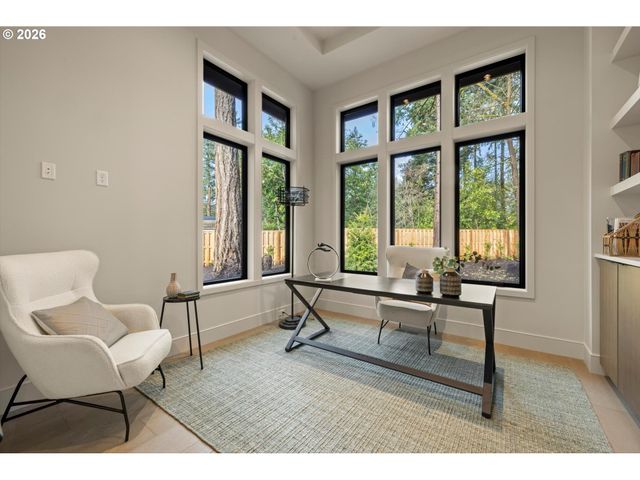 3537 LAKE GROVE Ave, Lake Oswego, OR 97035