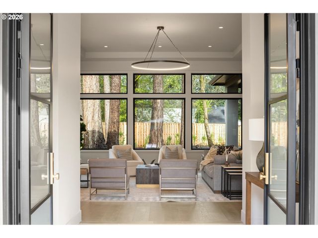 3537 LAKE GROVE Ave, Lake Oswego, OR 97035