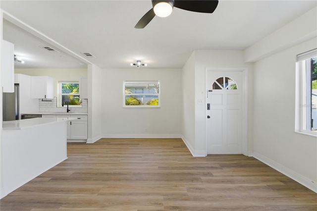 7005 N DUNCAN AVENUE, Tampa, FL 33604