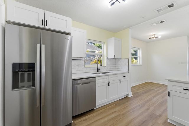 7005 N DUNCAN AVENUE, Tampa, FL 33604