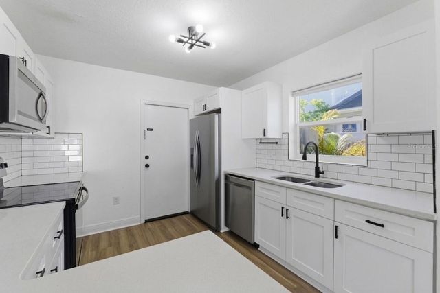 7005 N DUNCAN AVENUE, Tampa, FL 33604