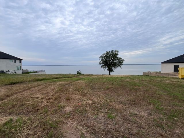 1564 Shoreline Drive, Mabank, TX 75143