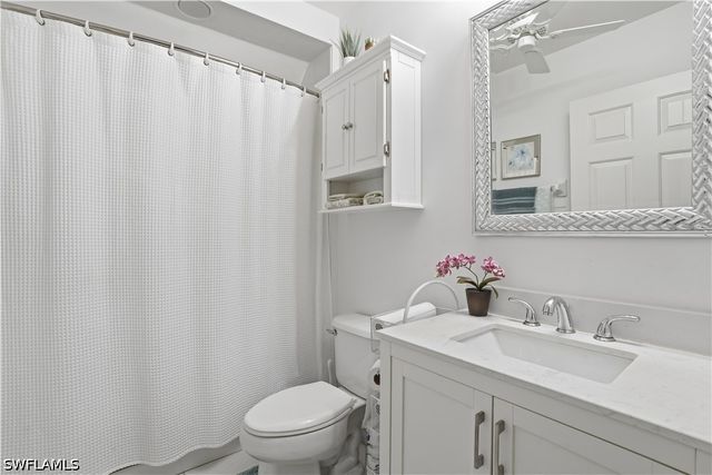 800 Carrick Bend CIR 103, Naples, FL 34110