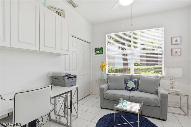 800 Carrick Bend CIR 103, Naples, FL 34110