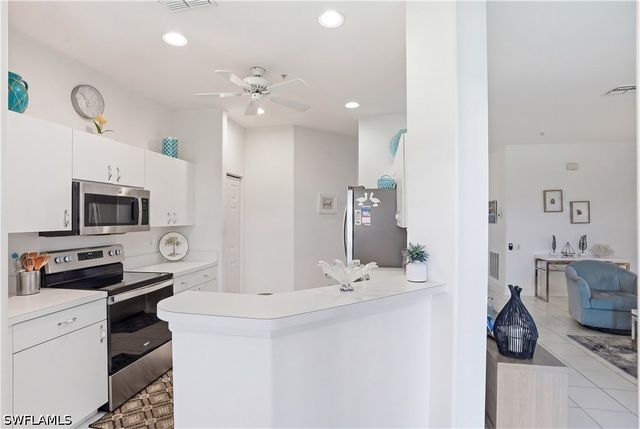 800 Carrick Bend CIR 103, Naples, FL 34110