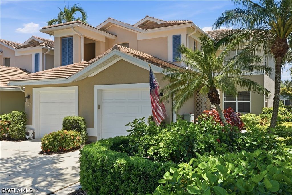 800 Carrick Bend CIR 103, Naples, FL 34110