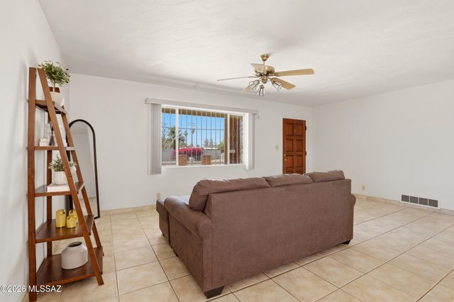 1156 N Belvedere Avenue, Tucson, AZ 85712