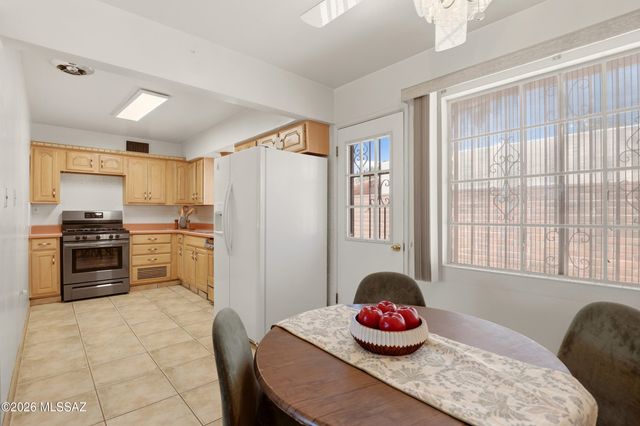 1156 N Belvedere Avenue, Tucson, AZ 85712