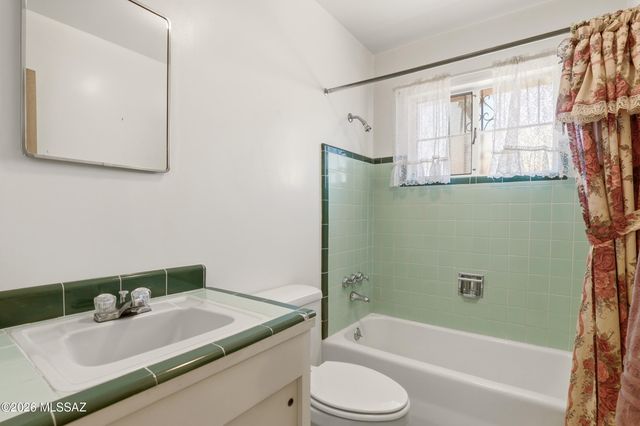 1156 N Belvedere Avenue, Tucson, AZ 85712