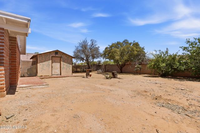 1156 N Belvedere Avenue, Tucson, AZ 85712