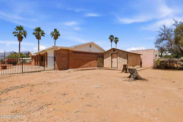 1156 N Belvedere Avenue, Tucson, AZ 85712