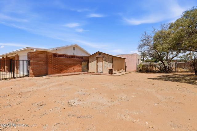 1156 N Belvedere Avenue, Tucson, AZ 85712