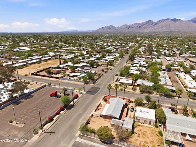 1156 N Belvedere Avenue, Tucson, AZ 85712